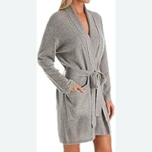 Four lap wrap a round  robe